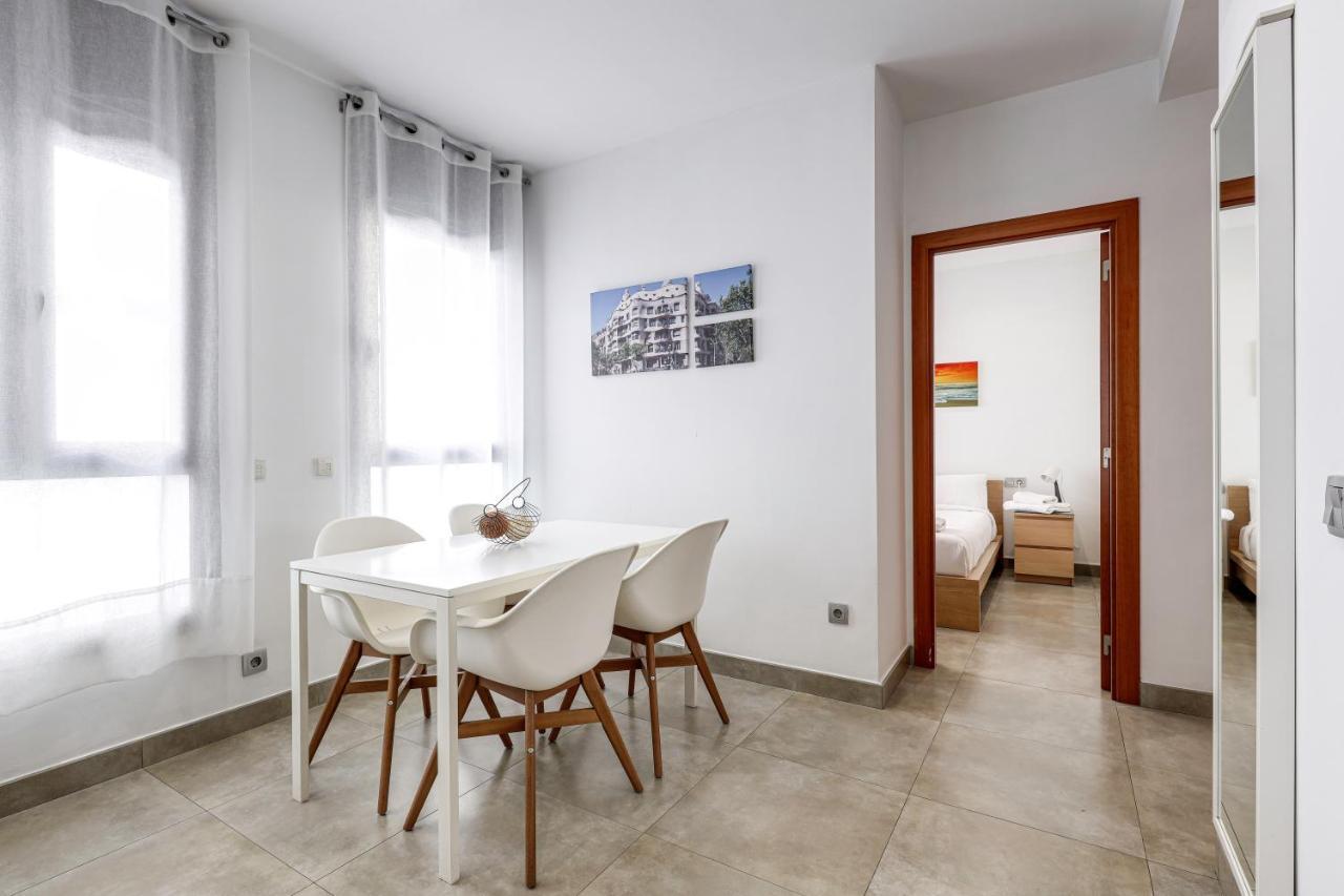Urban Flats Vallirana Barcelona Eksteriør billede