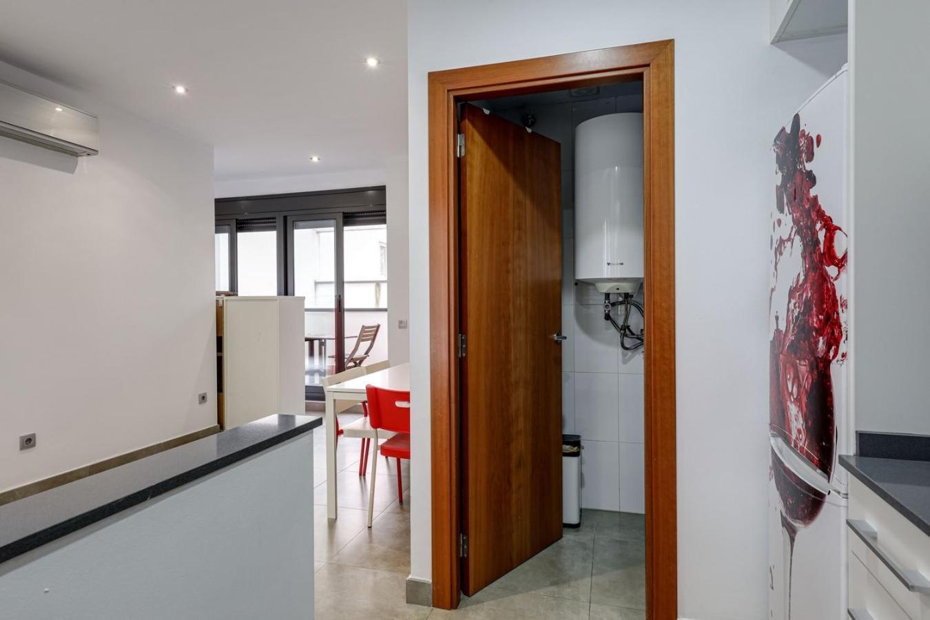 Urban Flats Vallirana Barcelona Eksteriør billede